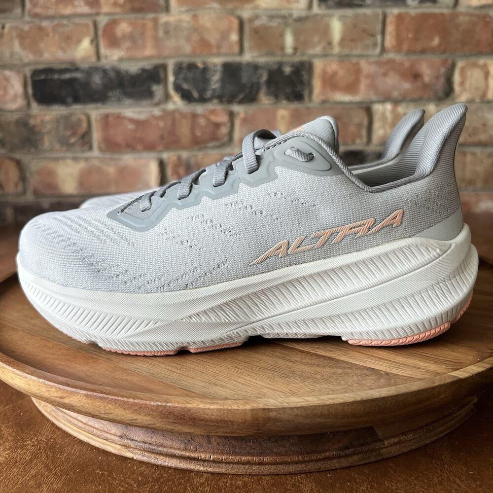 Altra Experience Flow 2 Women's 5.5 Gray Cushioned Running Shoes Sneakers